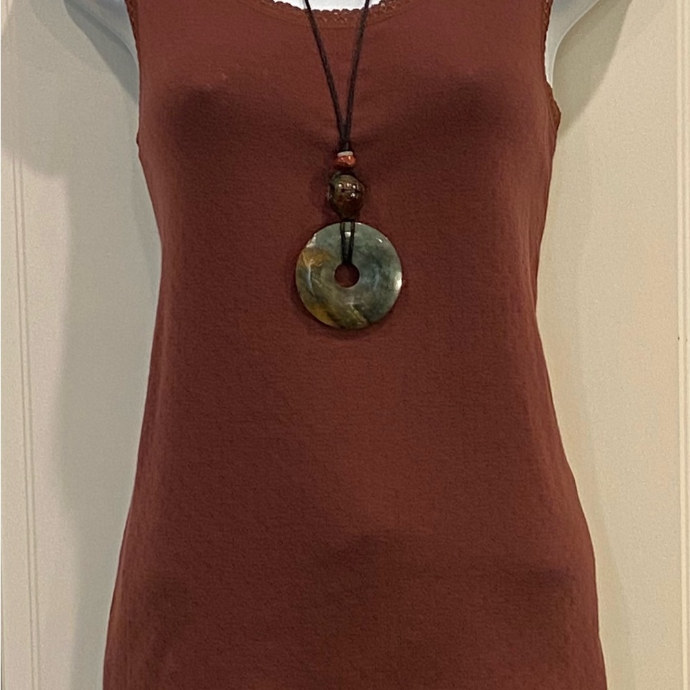 Vintage cut green marble creative necklace - Picture 5 of 9